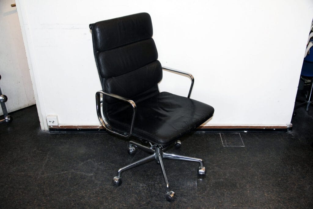 Eames Softpad Bürostuhl