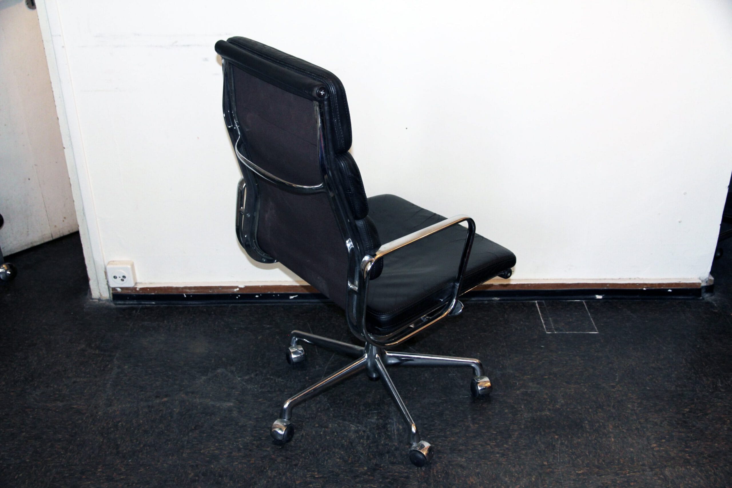 Eames Softpad Bürostuhl – Charles & Ray Eames