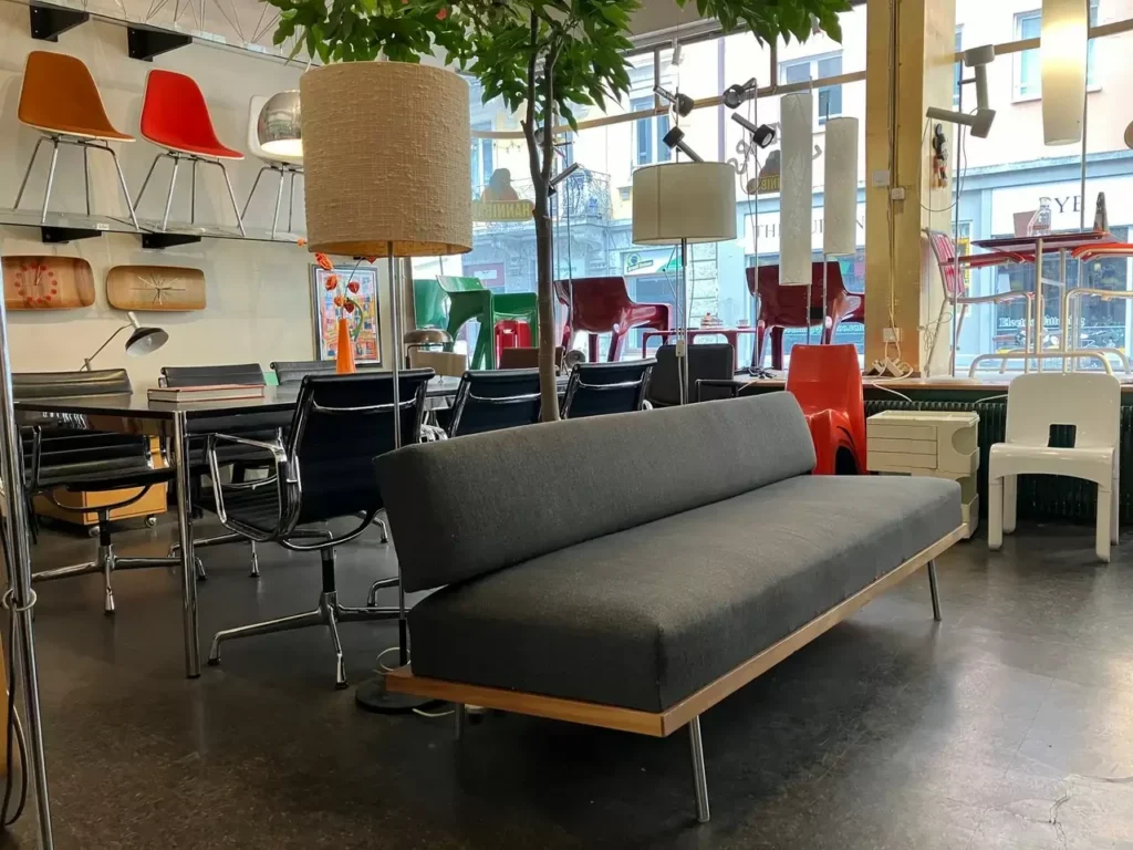 HP58 Daybed Sofa
