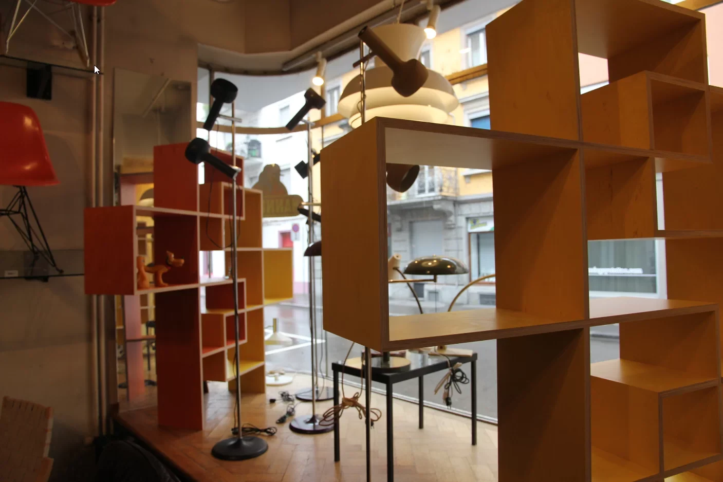 INSICH Regal – Hanspeter Uhlmann