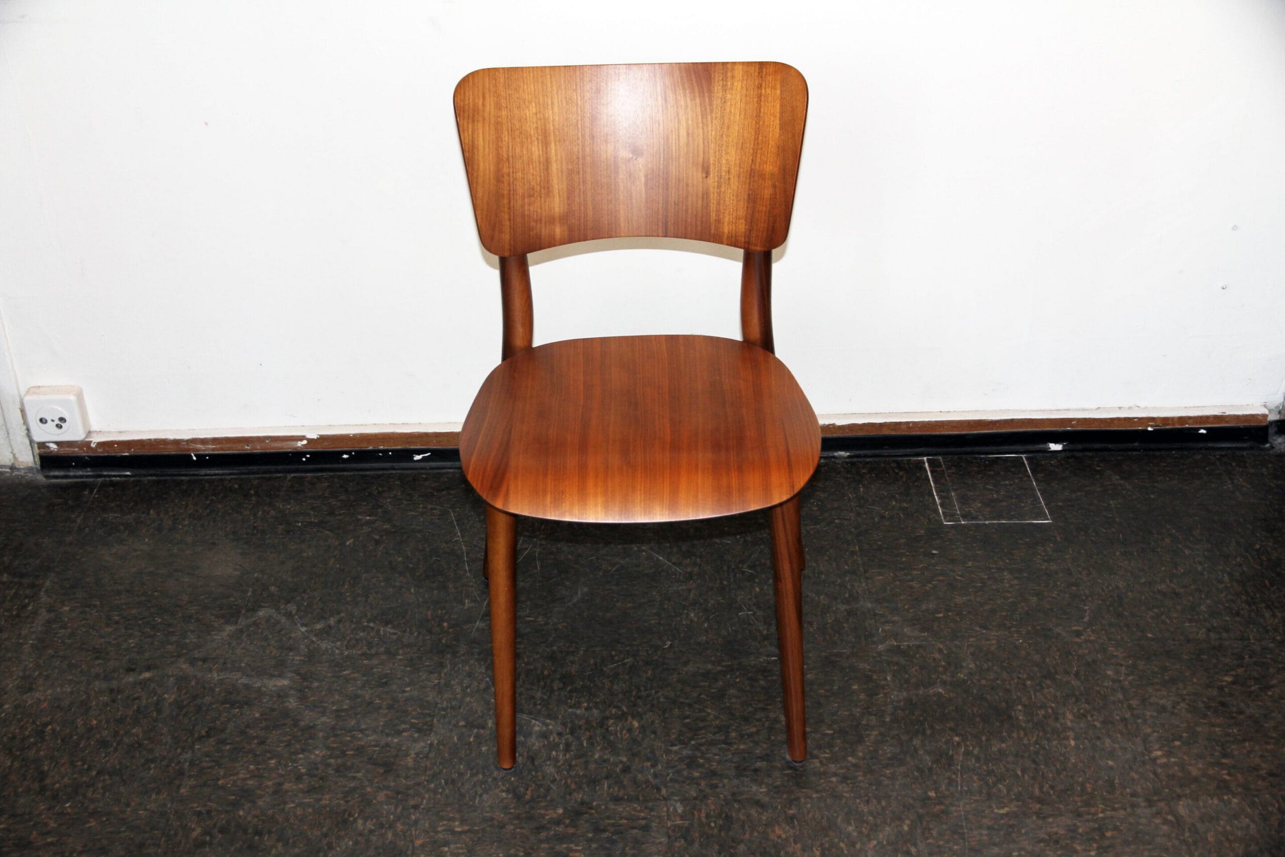 Cross-frame chair - Max Bill