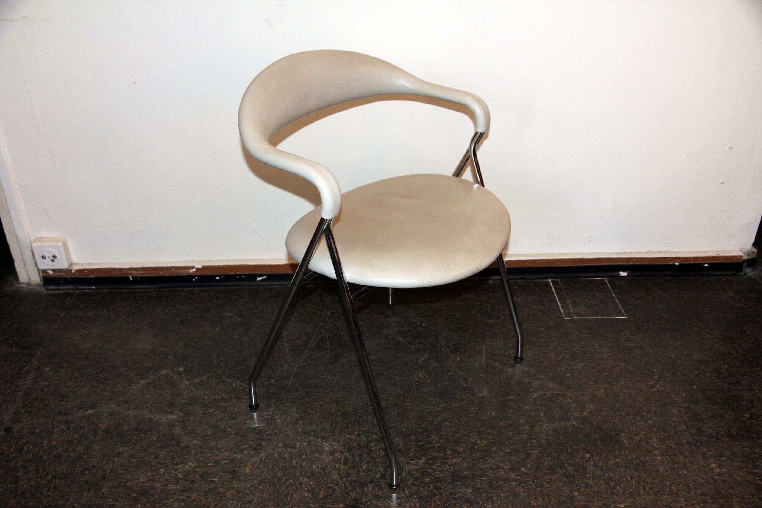 Saffa Stuhl – Hans Eichenberger