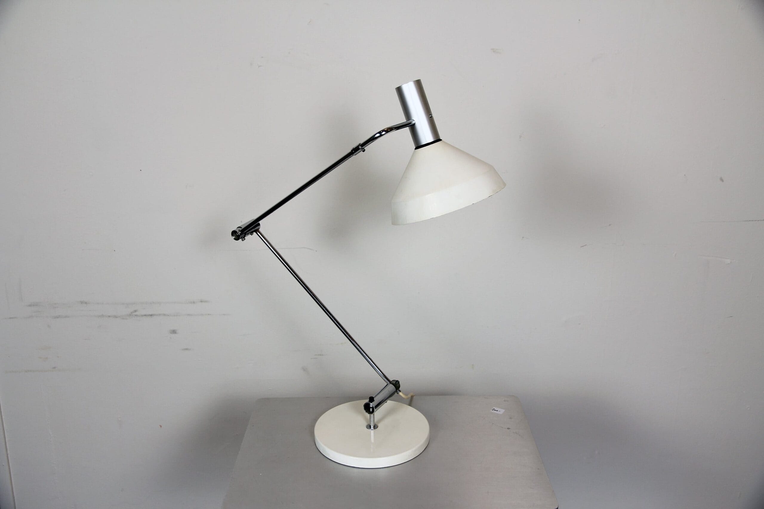 Lampe de table type 60