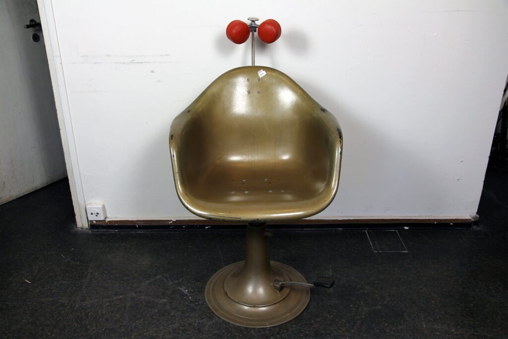 Eames pièce unique