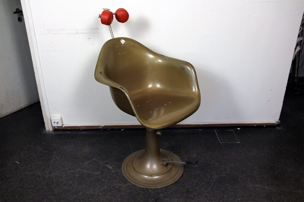 Eames pièce unique