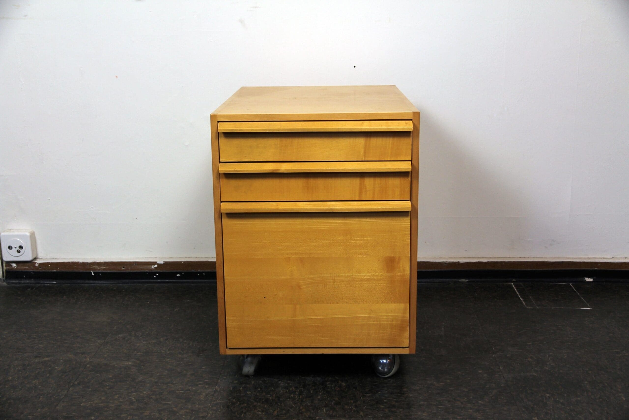 Korpus M10 – Jacob Müller