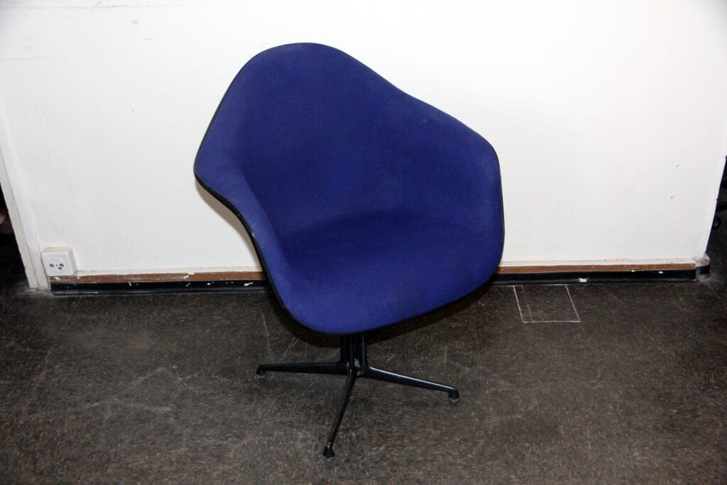 La Fonda Armchair