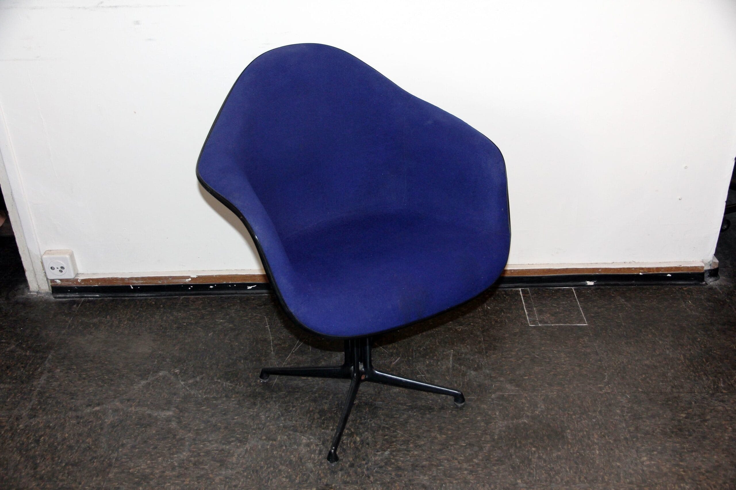4x La Fonda Armchair – Charles & Ray Eames