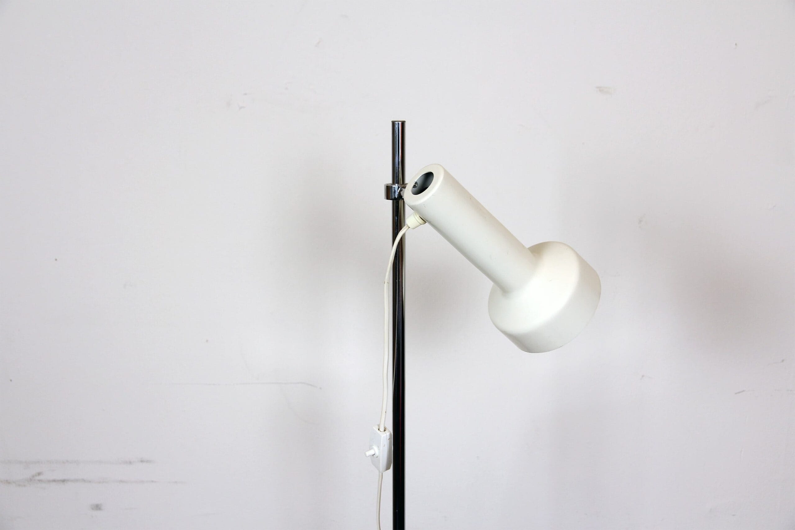 Tischleuchte mit einem Spot