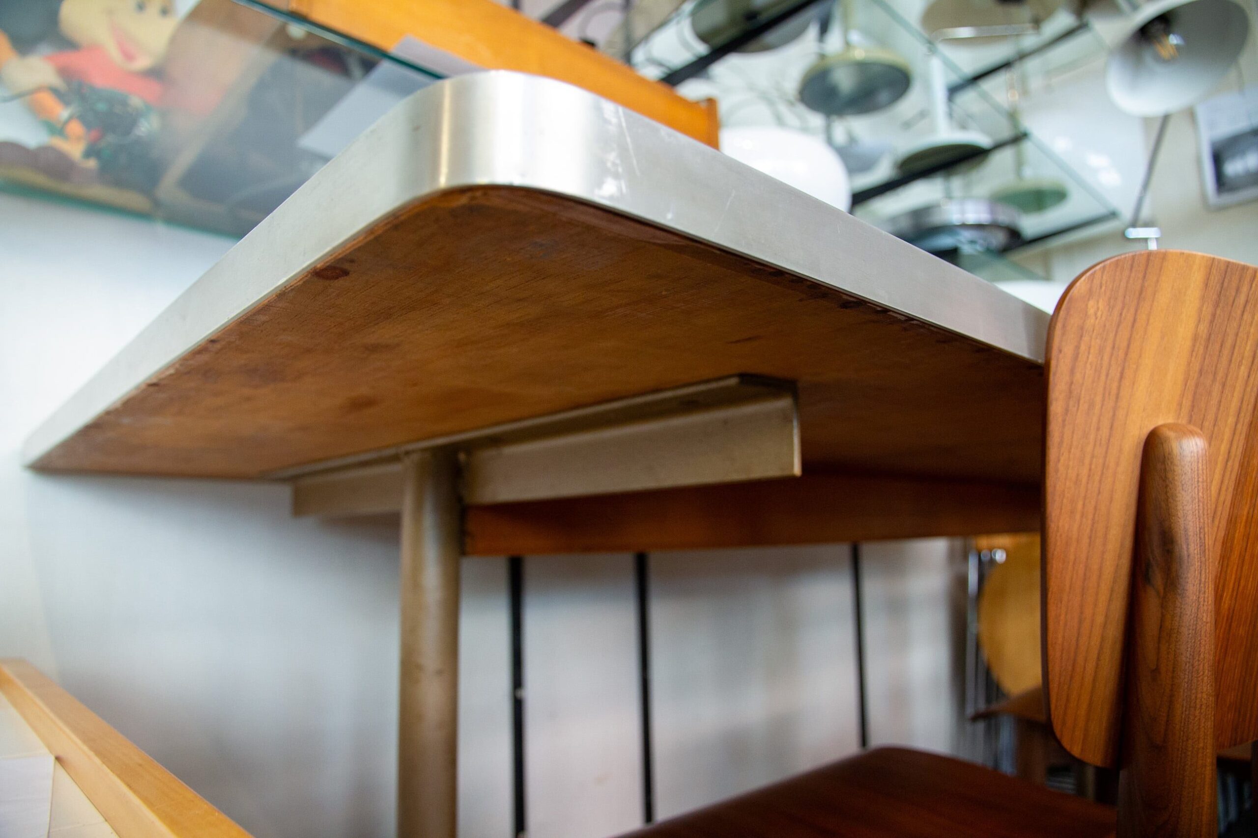 Table de travail robuste