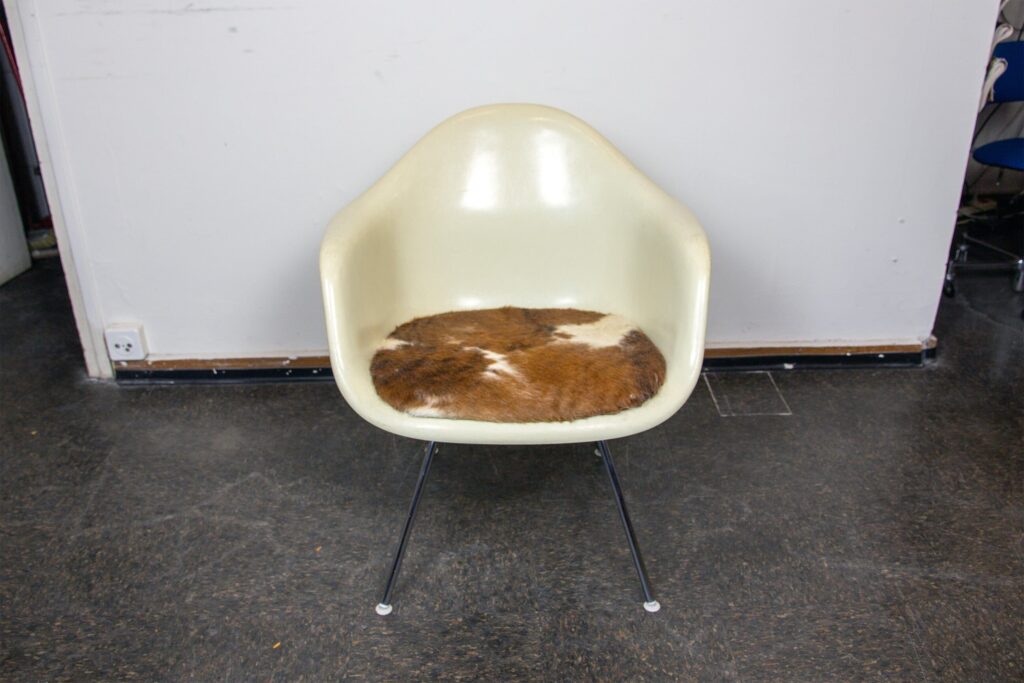 Eames Dax Chair Fiberglas