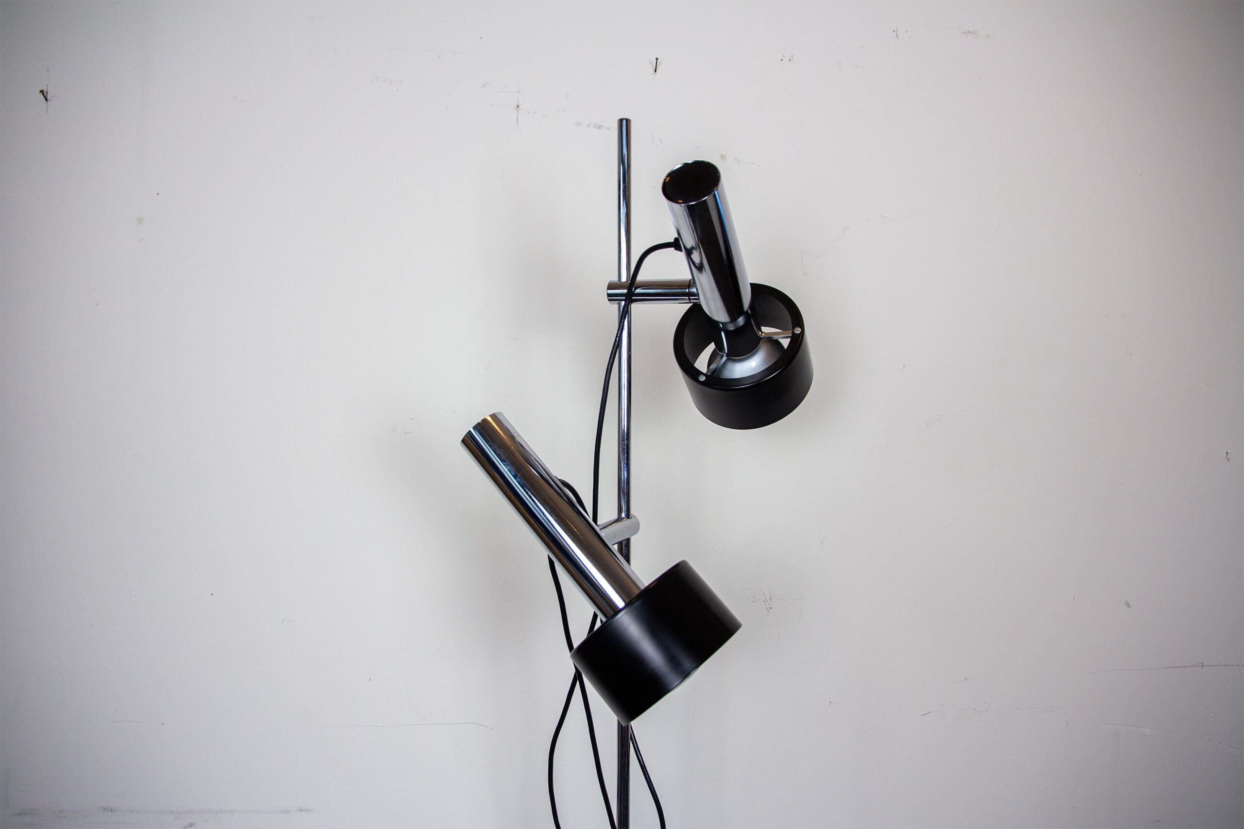 Stehlampe mit zwei Spots – Edi Franz