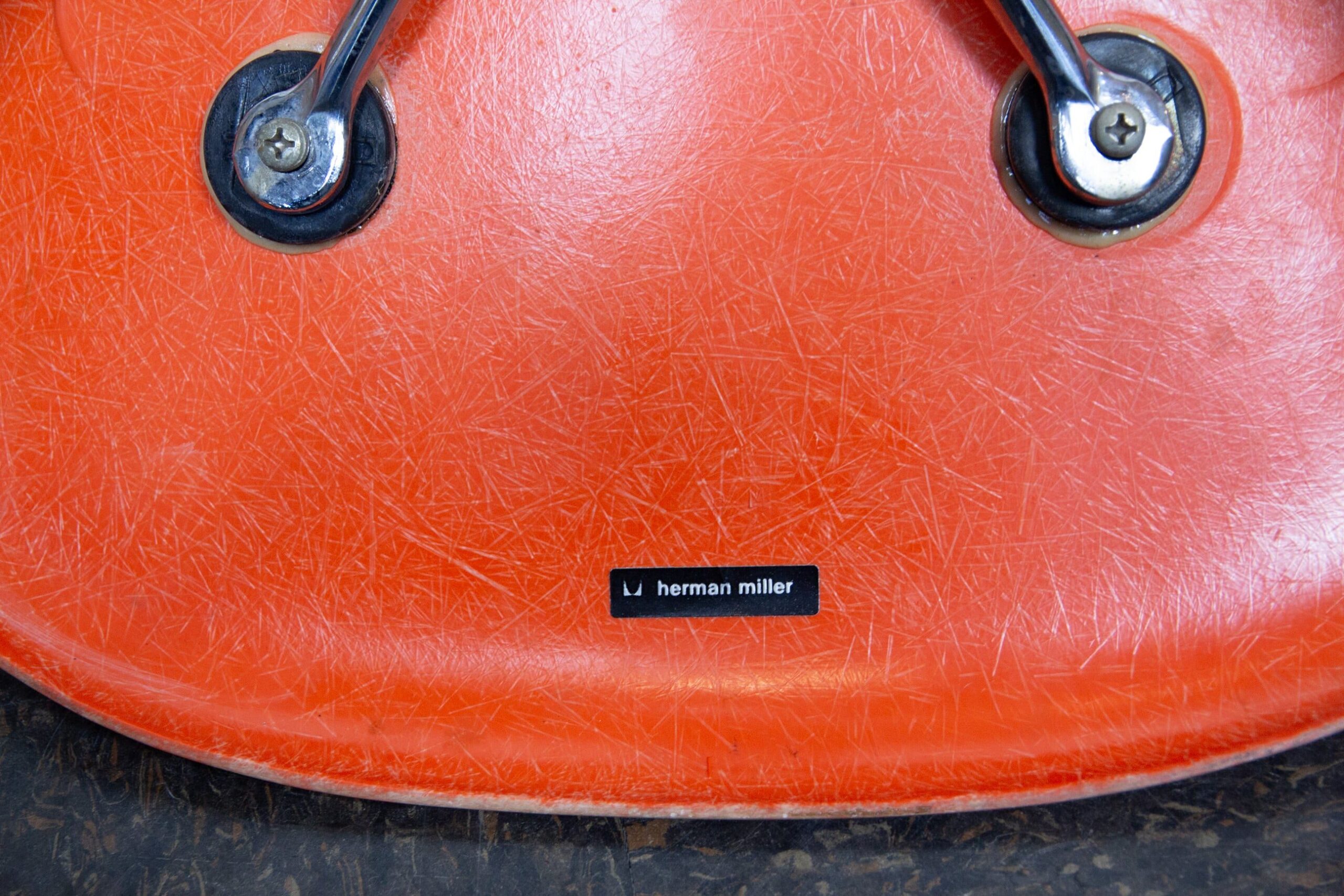 Eames La Fonda Side Chair fibre de verre - Charles & Ray Eames
