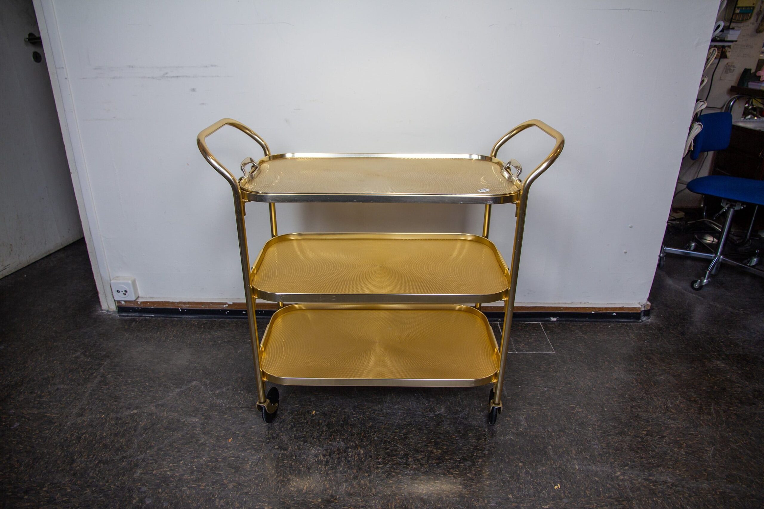 Kaymet Gold serving trolley