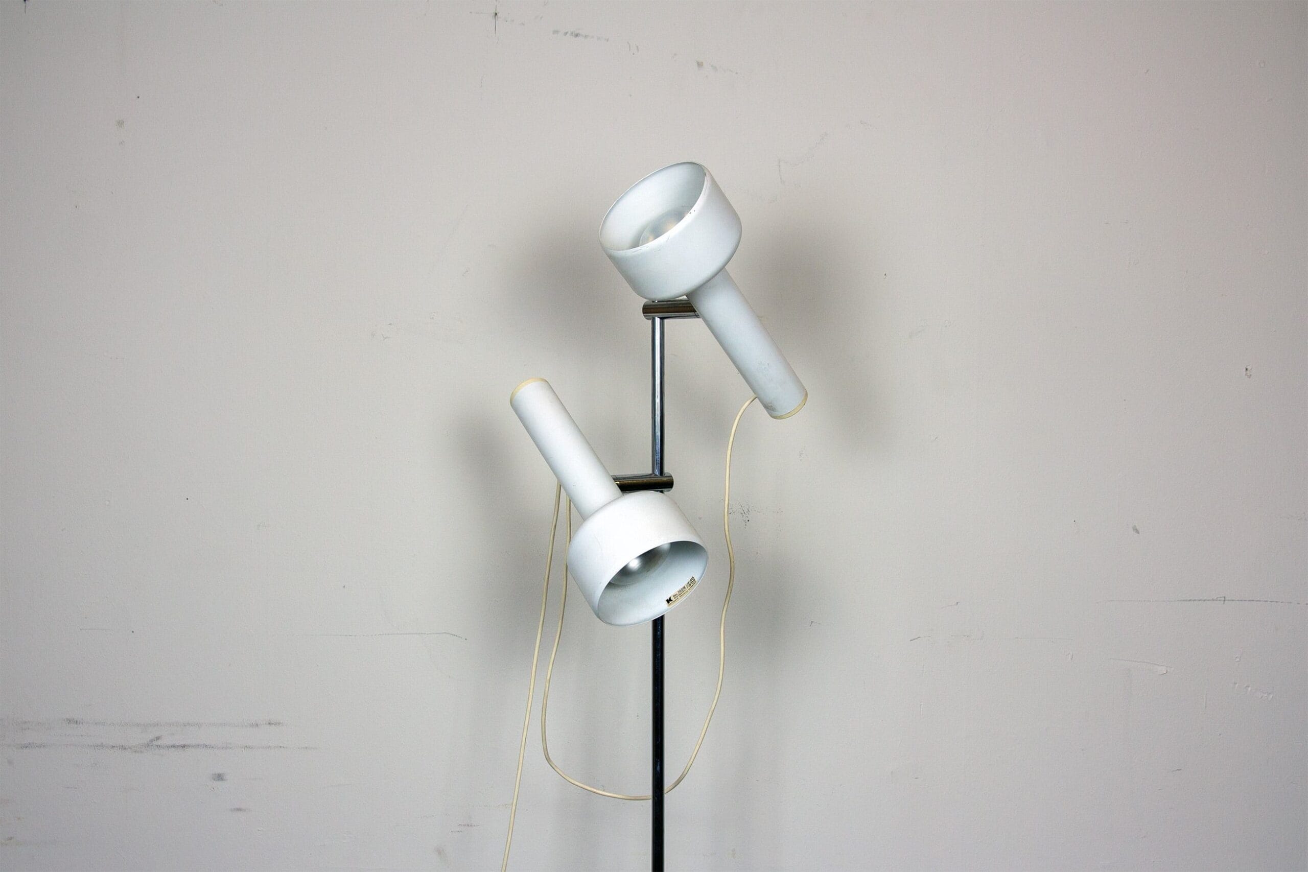 Stehleuchte mit 2 Spots Weiss