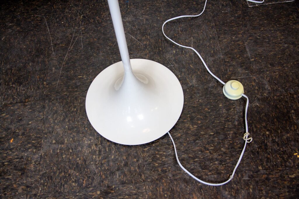 Lampadaire blanc