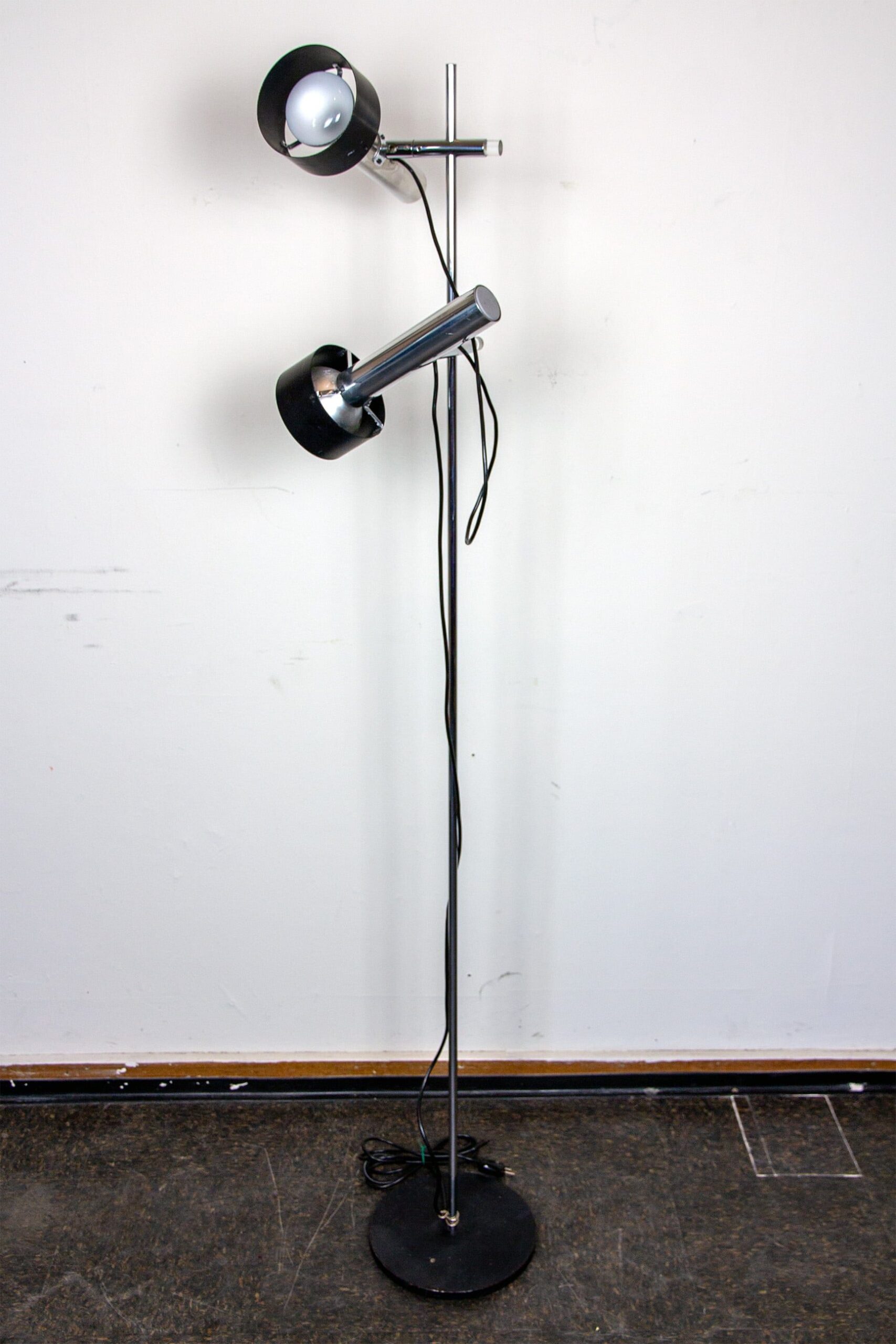 Lampadaire avec deux spots