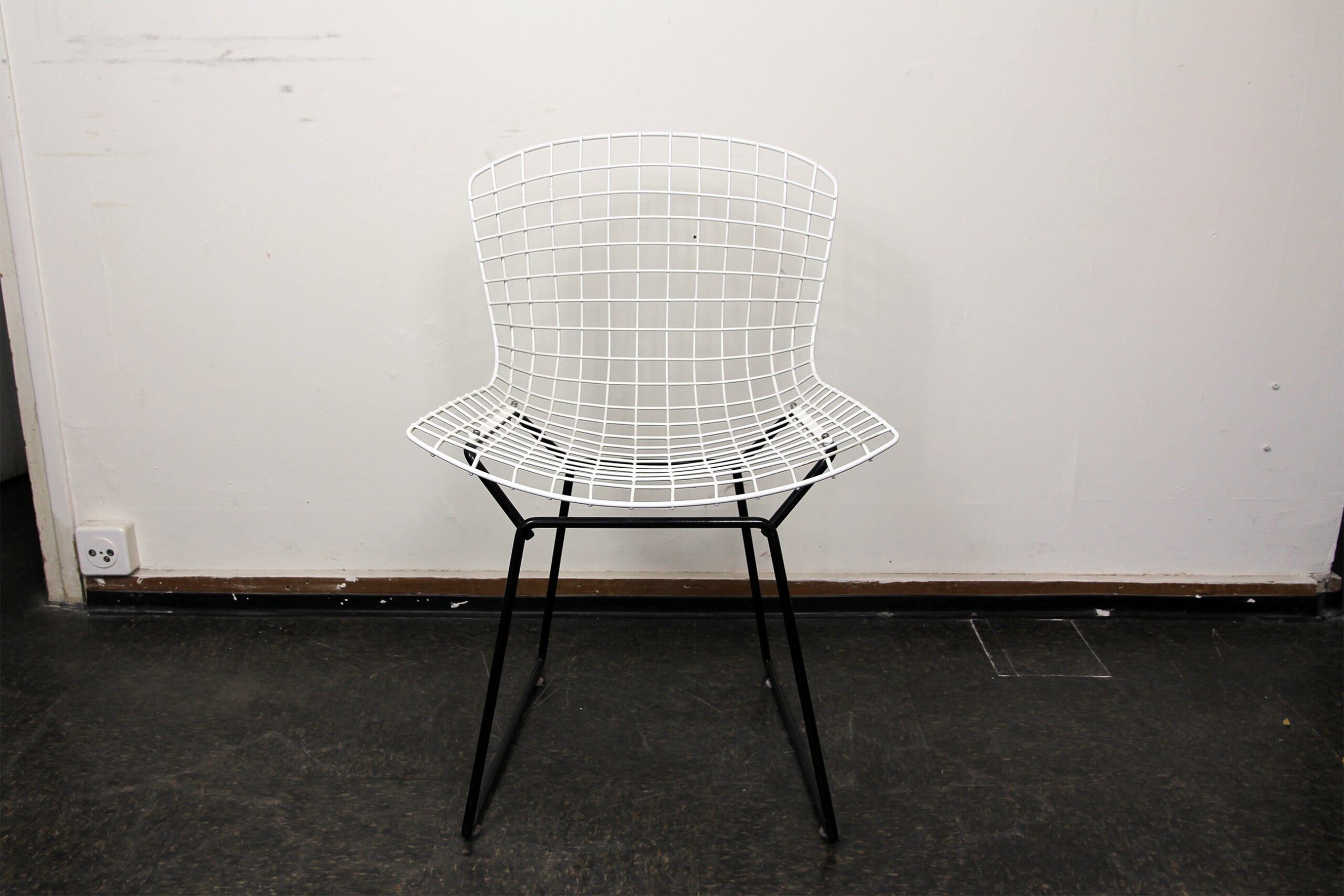 Stuhl Modell 420 – Harry Bertoia